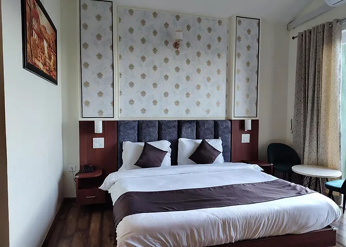 Hotel Le Halcyon Kasauli