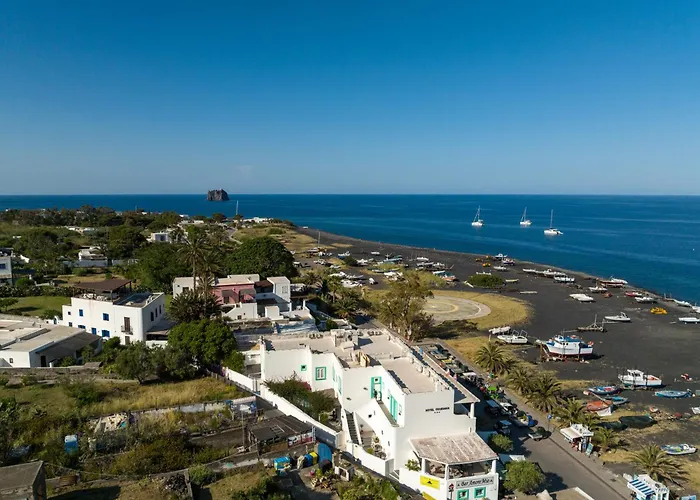 Hotel Ossidiana Stromboli Center