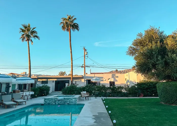 The Yucca Hotel (Adults Only)