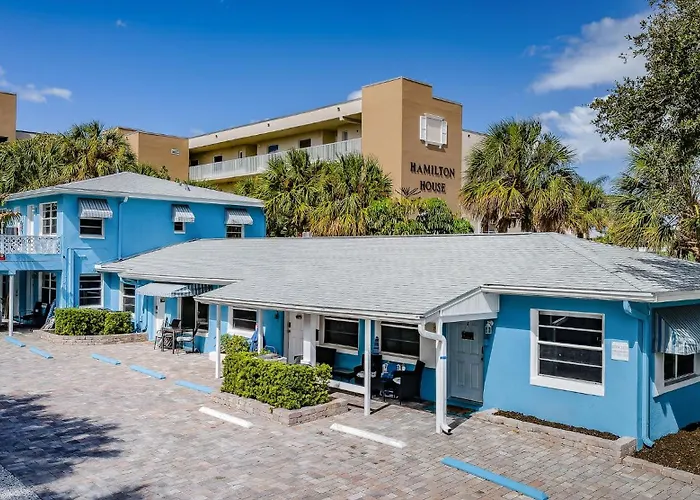 Blue Water Beachside Villa 6