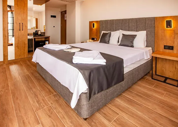 Grand Business Hotel