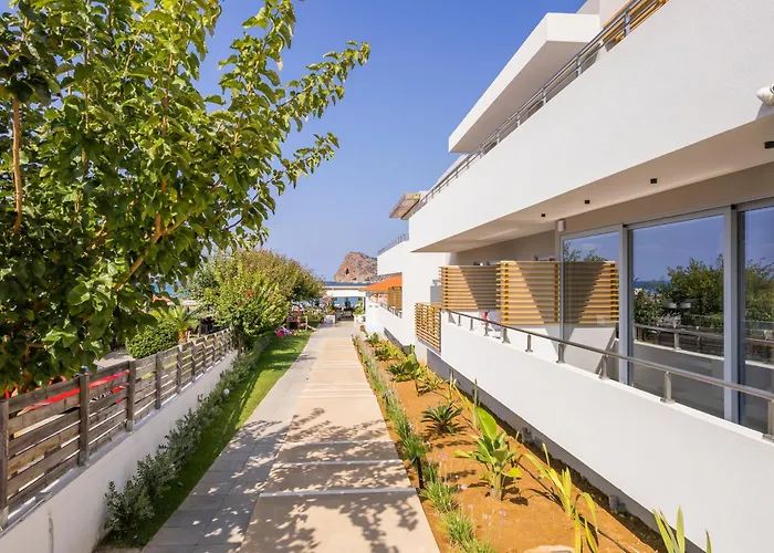 Ostrakon Suites