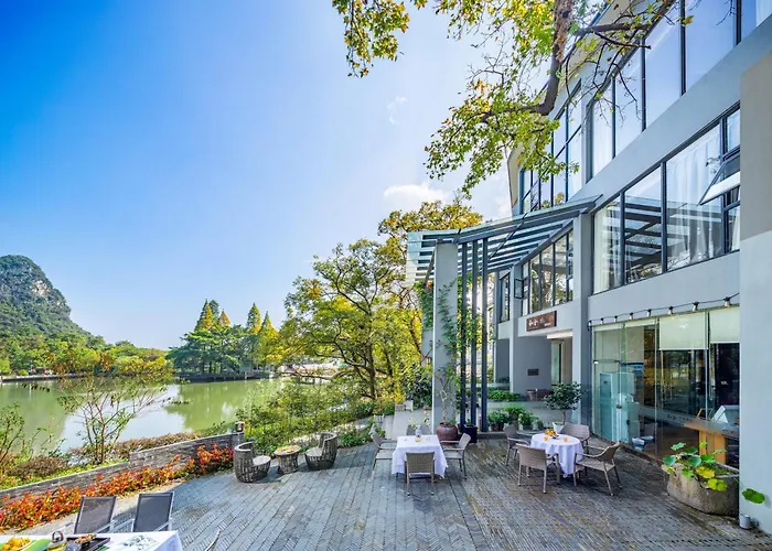 Guilin Heshe Lakeside Resort