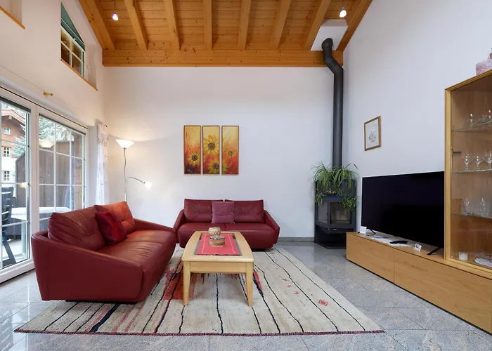 Apartment Aura