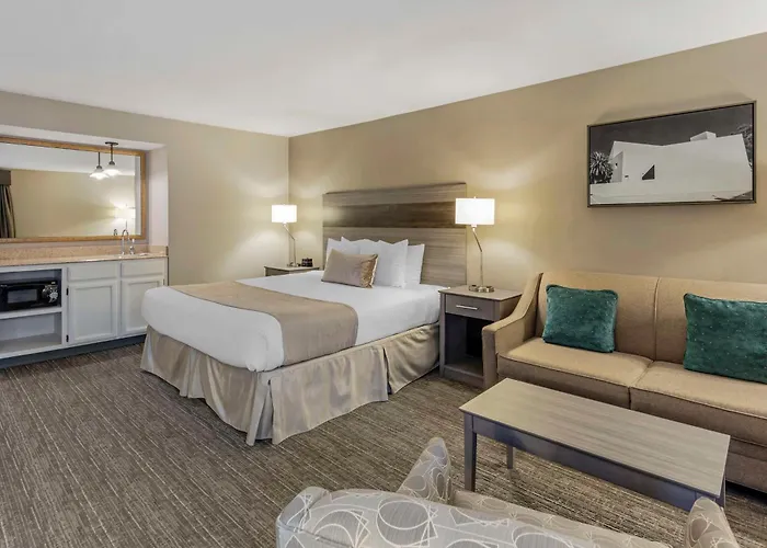 Best Western Plus Executive Inn Rowland Height City Of Industry