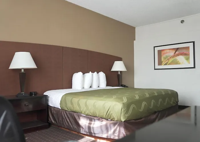 American Inn & Suites