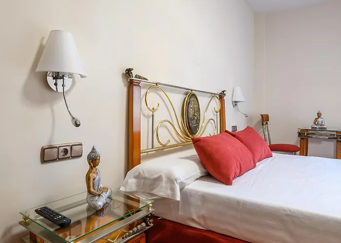 Hotel H28 Camas