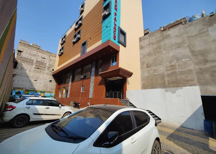 Hotel Kusum Palace