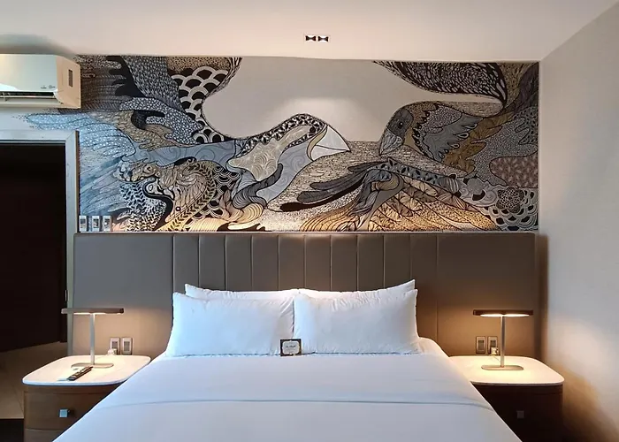 The Henry Hotel Roost Bacolod