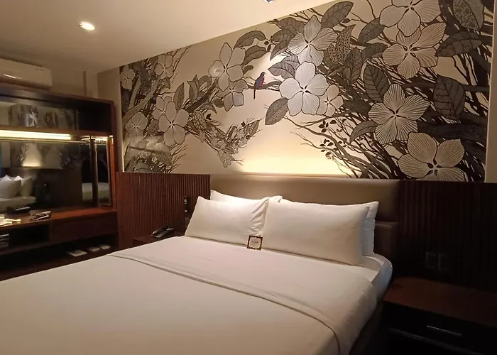 The Henry Hotel Roost Bacolod