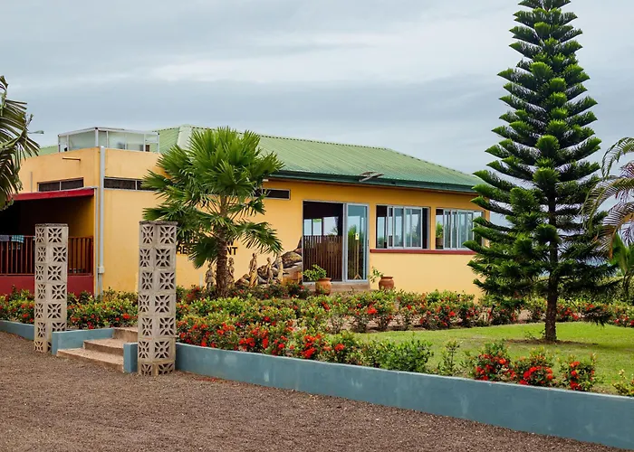Golden Hill Parker Hotel