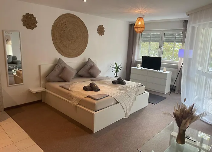 Kingsize Bett BOHO Apartment mit Tiefgarage nähe Salzburg