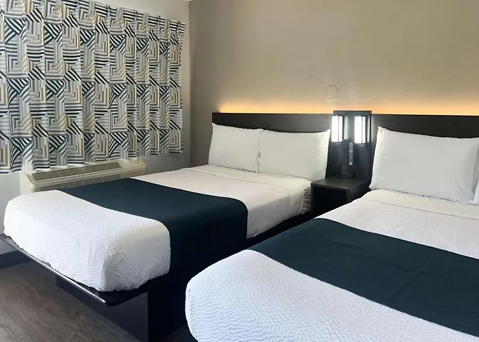 Motel 6-Tulare, Ca