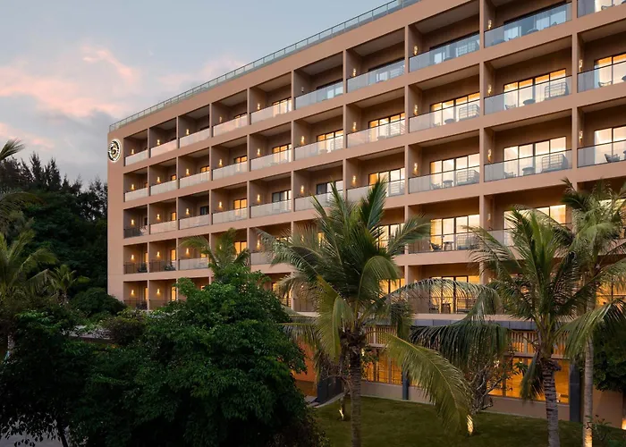 Sheraton Maoming Romantic Beach Resort