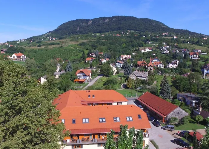 Hotel Halaszkert Badacsony