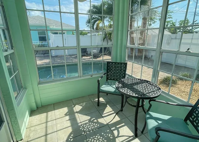 Cozy Canaveral Cottages
