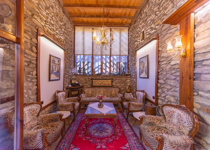 Cesmeli Konak Garden