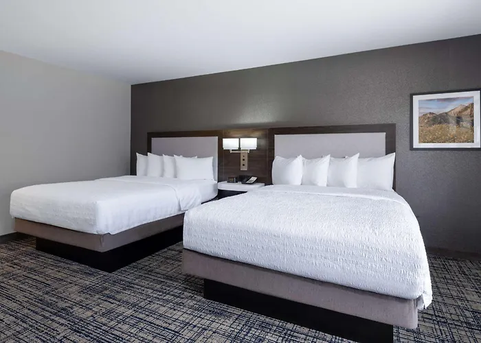 Hampton Inn & Suites Agoura Hills