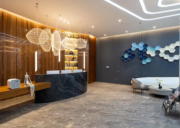 Weizhanwan Hotel Shenzhen International Convention&Exhibition Center Fuhai West Metro Branch