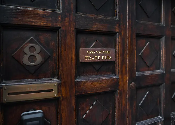 Casa Vacanze Frate Elia - A 50 Mt Dalla Basilica Di San Francesco