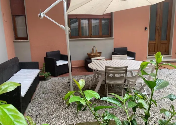 Casa Nel Verde A 300 Mt Dal Mare A Castiglioncello