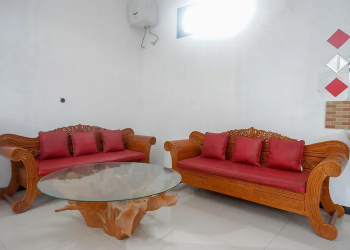 Reddoorz Near Alun Alun Wonosobo 2