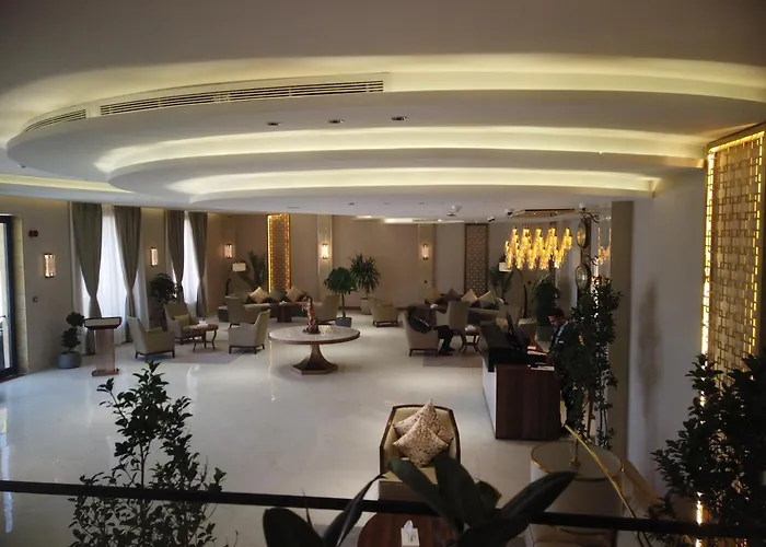 H Luxury Hotel