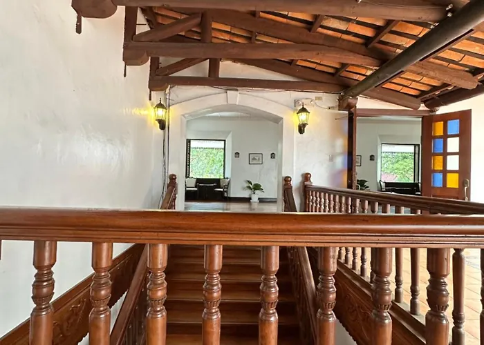 Vigan Plaza Hotel