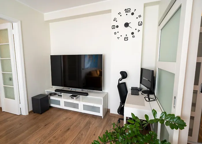Trendy Kentmanni, City Center Apartment
