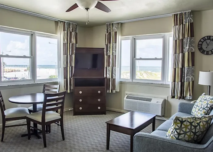 Palm Pavilion Inn