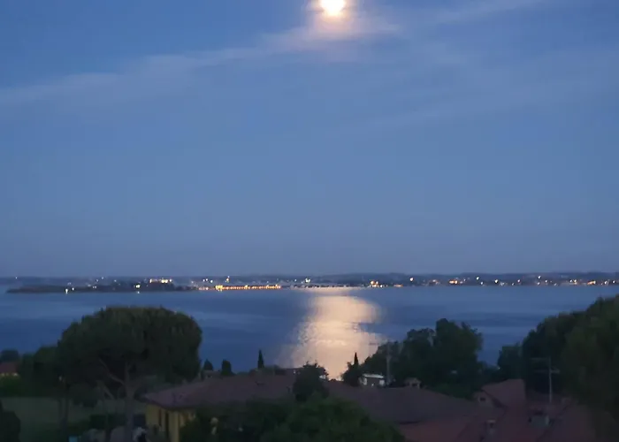 Casa Vista Lago