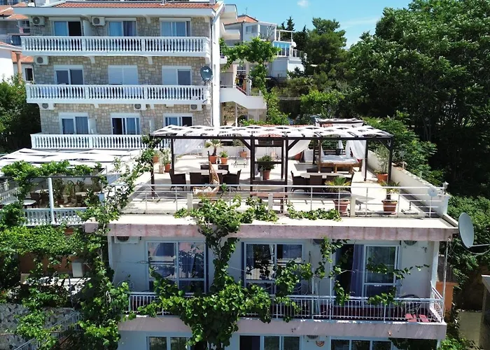 Sun Apartments