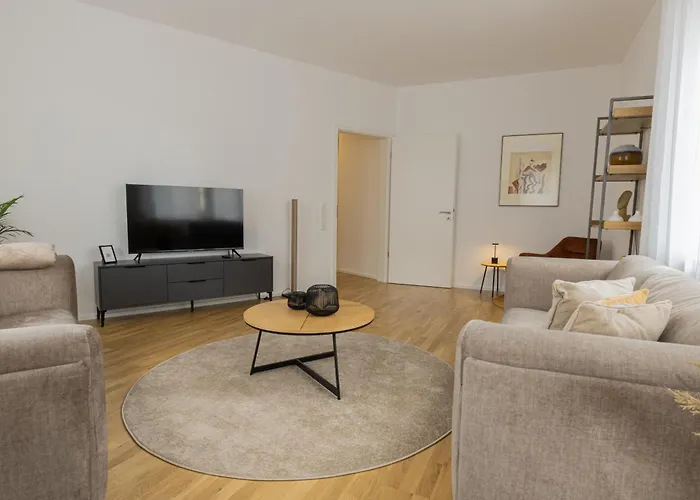 Lamiacasa Stuttgart - 145 Qm - 3 Schlafzimmer - 2 Baeder - Parken