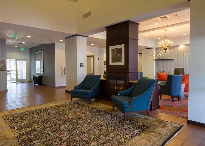 Hampton Inn & Suites Huntsville Hampton Cove