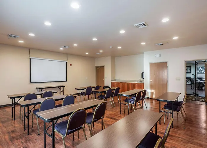 Quality Inn & Suites Hannibal West