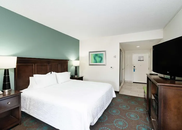 Hampton Inn & Suites Mooresville
