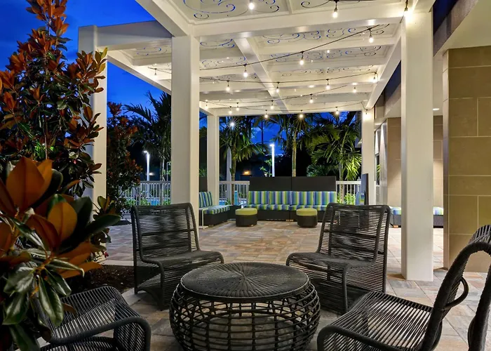 Home2 Suites By Hilton Naples I-75 Pine Ridge Road