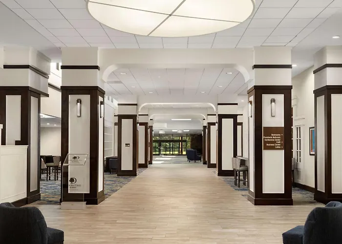 Doubletree By Hilton Hotel Williamsburg