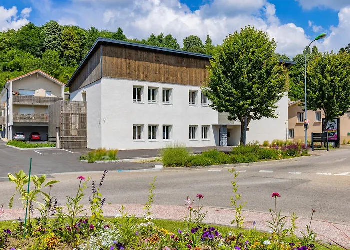 Hotel De La Tour