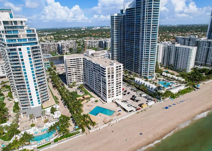 Beach Paradise A Cozy Ocean View Condo On The Beach With Free Parking