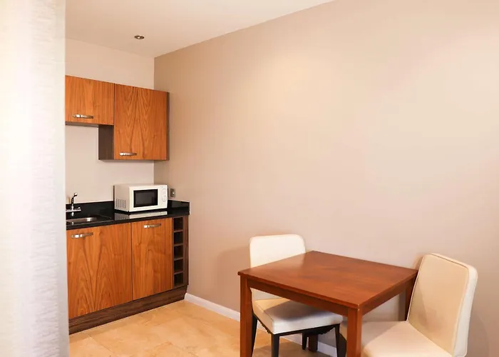 Doubletree By Hilton Milton Keynes