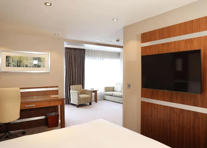 Doubletree By Hilton Milton Keynes