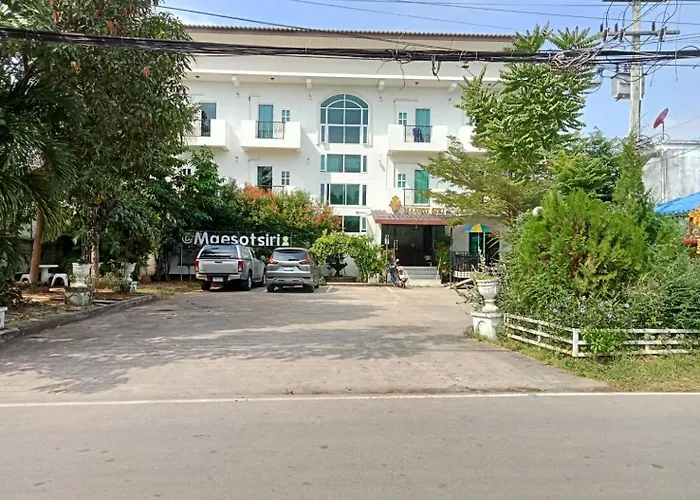 Maesot Siri