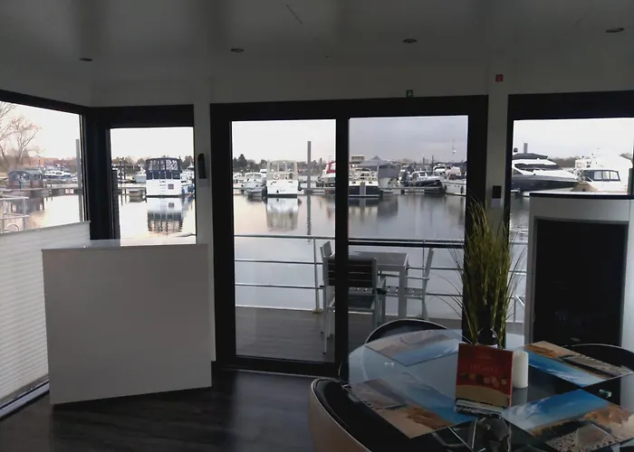 Hausboot Leukermeer Well