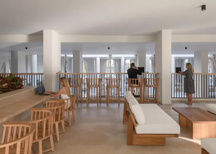Serry Beach Resort