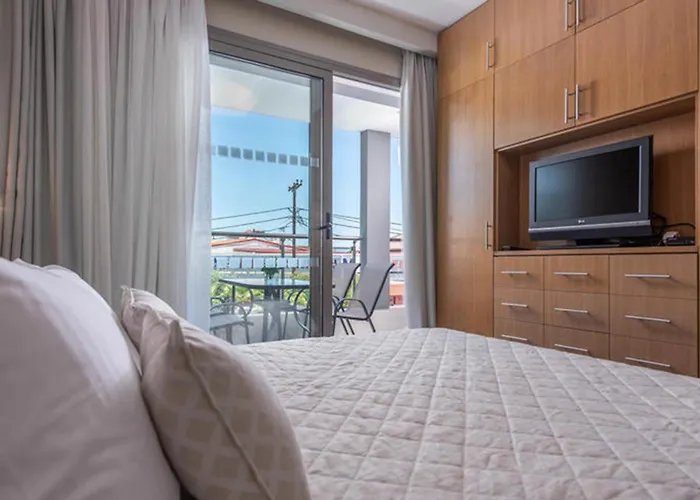 Dionysos Hotel & Suites