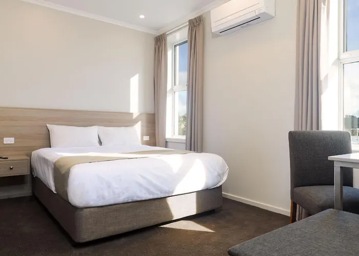 Somerset Hotel