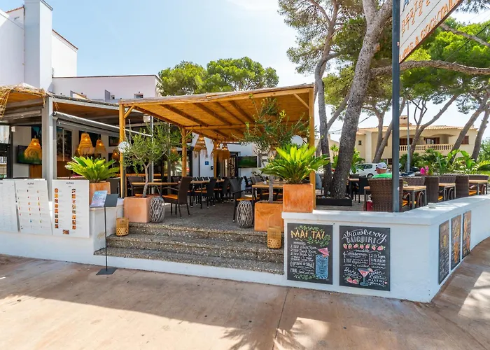 Hostal Alzina