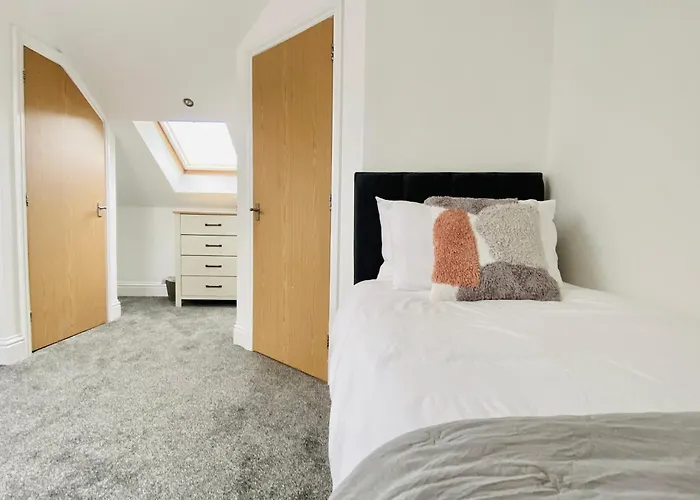 Royal Calderdale Lodge