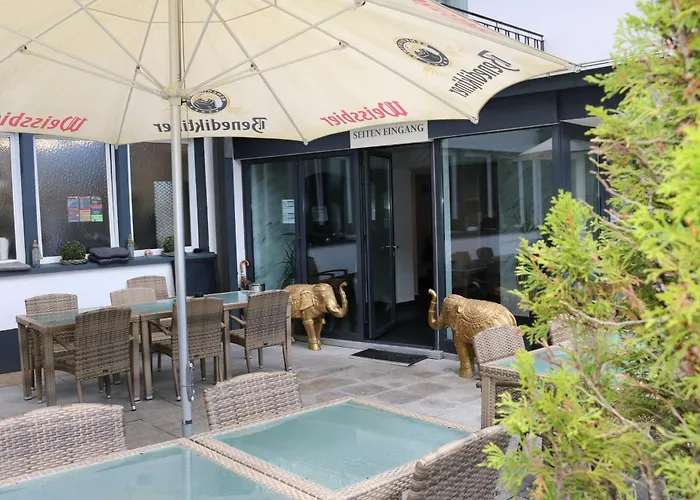 Louis Hotels
